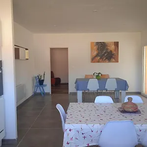  Villa La Villa Des Muriers Tres Spacieuse Dans Un Environnement Calme